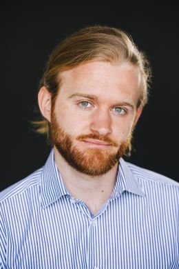 Энтони Грэй