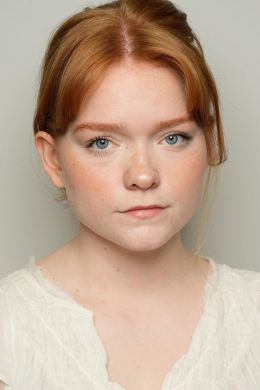 Скарлетт Ирлз