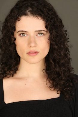 Мэделин Рид