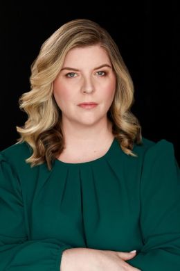 Наташа Брюс