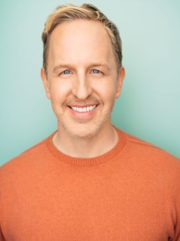 Джош Салливан