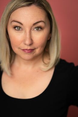 Катриона Леже