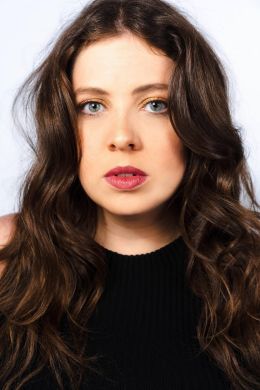 Бронте Ларссон