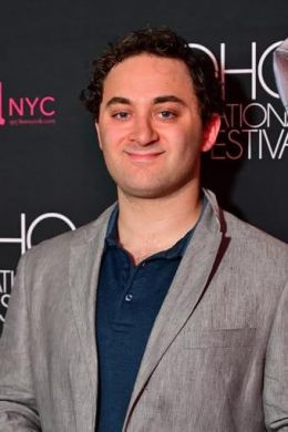 Алекс Бретт