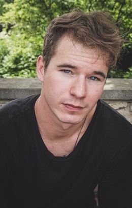 Эндрю Брэттон