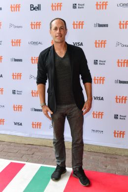 Адам Мансбах