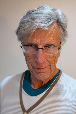 Майкл Р. Барнард