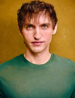 Нико Нельсон