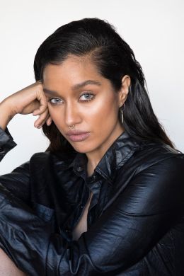 Айеша Хуссейн