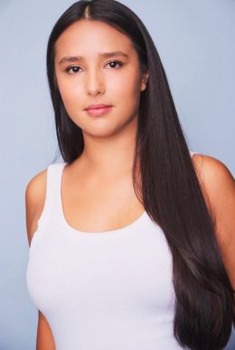 Изабелла Мадригал