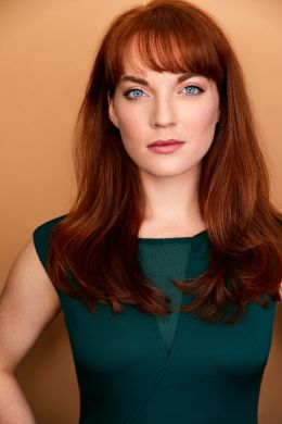 Клер Лейден