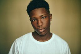 Ламар Вейвс