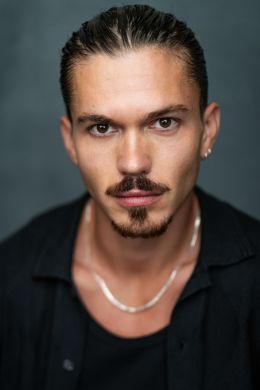 Гарри Френч