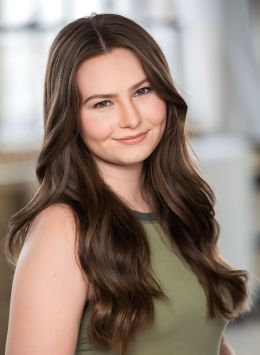 Хелена Нельсон