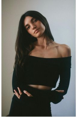 Кэролин  Найт