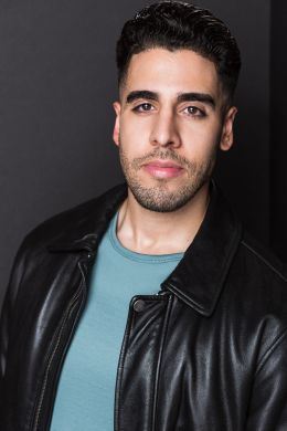 Донован Велез