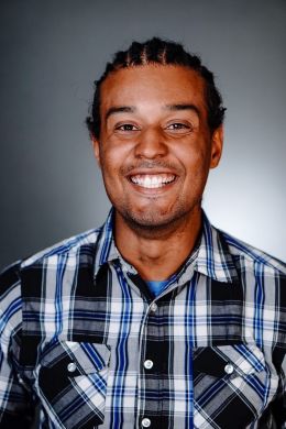 Мэнни Уэзерс