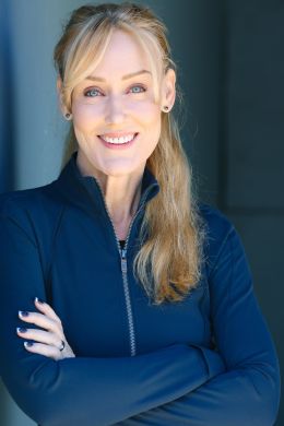 Элизабет Рейнолдс