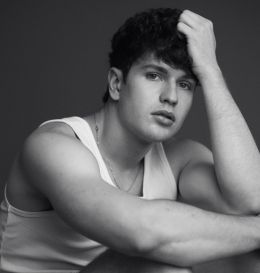 Калеб Лоуэлл