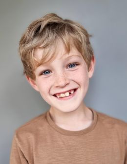 Джаспер Хоуз