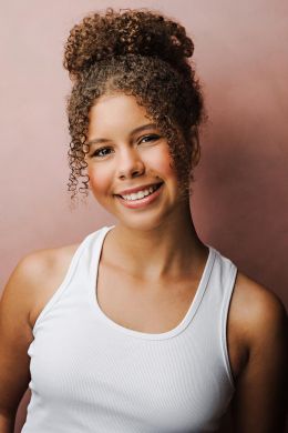 Лили Форнье