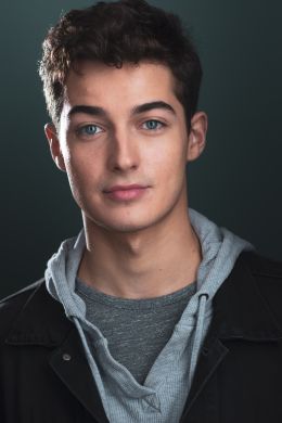 Бенджамин Дж. Янг