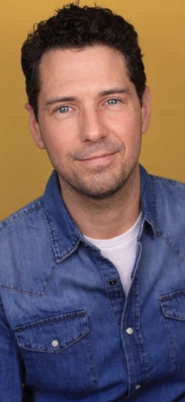 Аарон Миллз