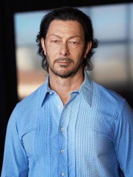 Саймон Батт