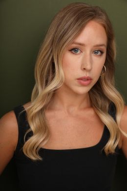 Моника Пирсон