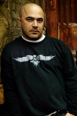 Аарон Льюис