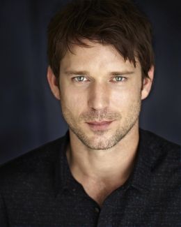 Wil Traval