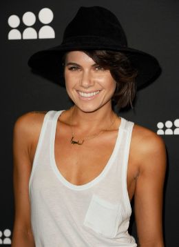 Леа ЛаБелль