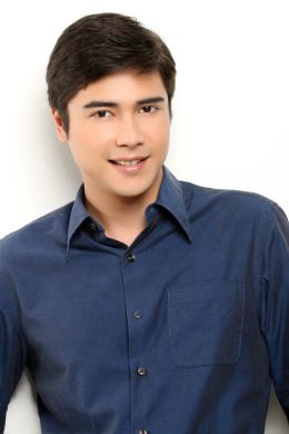 Микель Кампос