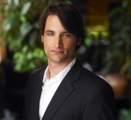 Алекс Гомес