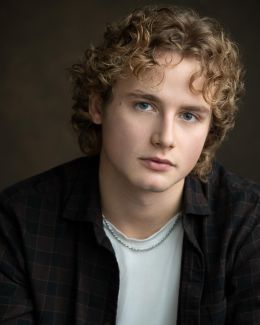 Charlie Henry Larsen