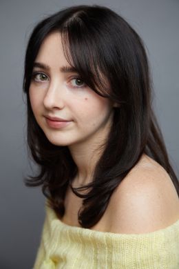 Аннабель Янг