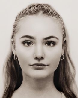 Изабелла Хопкинс