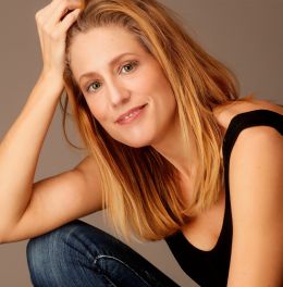 Мелани Симмонс