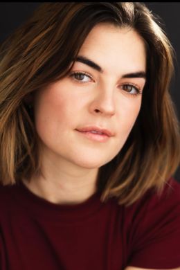 Эмили Джеймс