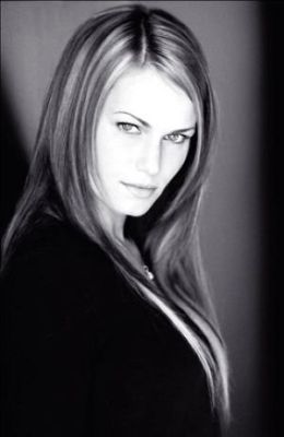 Аманда МакКей