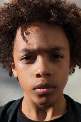 Энтони Айронс