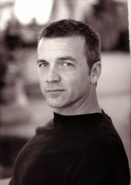 Мэттью Бартона