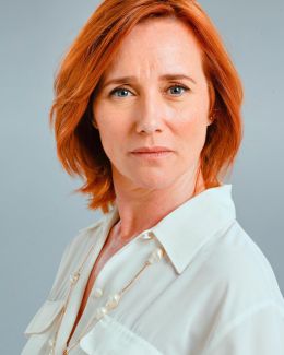София Николсон