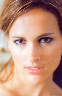 Надин Бернекер