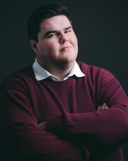 Доминик Фокс