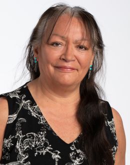 Памела Мэттьюз