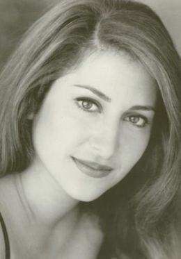 Лора Мишель Кахваджи