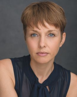 Джеки Ноулз