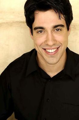 Кристофер Ахуджа