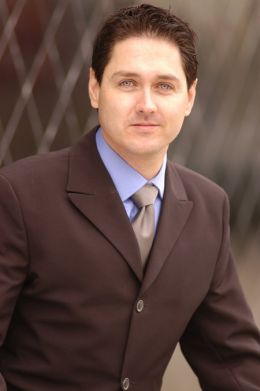 Дэниэл Фогель